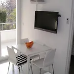 Vakantiehuis Traumhafte Punta Skala Mit 2 Terrassen By Interhome