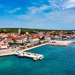 Traumhafte Punta Skala Mit 2 Terrassen By Interhome Vakantiehuis *