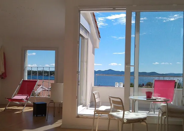 Traumhafte Punta Skala Mit 2 Terrassen By Interhome Petrcane
