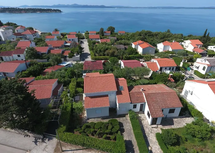 Traumhafte Punta Skala Mit 2 Terrassen By Interhome Petrcane
