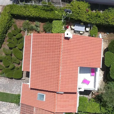 Traumhafte Punta Skala Mit 2 Terrassen By Interhome * Petrcane