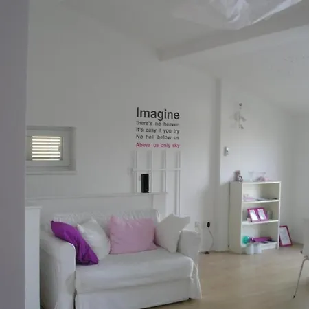 Semesterbostad Traumhafte Punta Skala Mit 2 Terrassen By Interhome Petrcane
