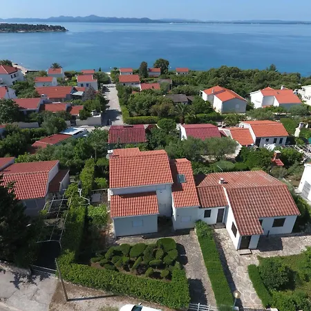 Traumhafte Punta Skala Mit 2 Terrassen By Interhome Petrcane
