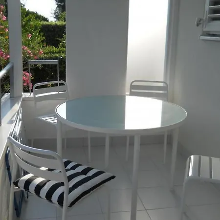 Traumhafte Punta Skala Mit 2 Terrassen By Interhome Semesterbostad *