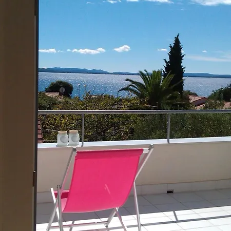 Traumhafte Punta Skala Mit 2 Terrassen By Interhome Semesterbostad *