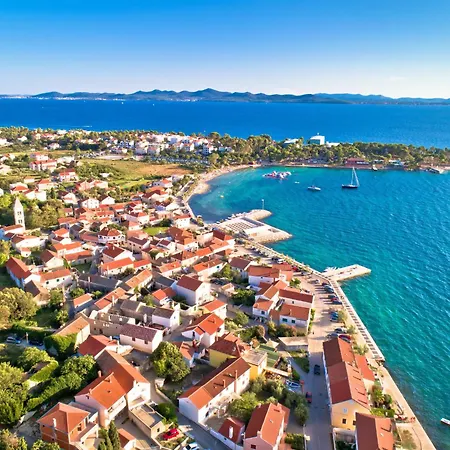 Semesterbostad Traumhafte Punta Skala Mit 2 Terrassen By Interhome *